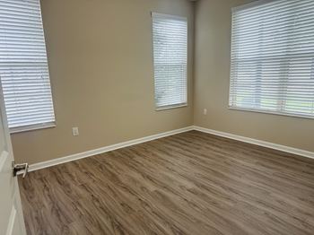 New full luxury wood vinyl plank flooring*